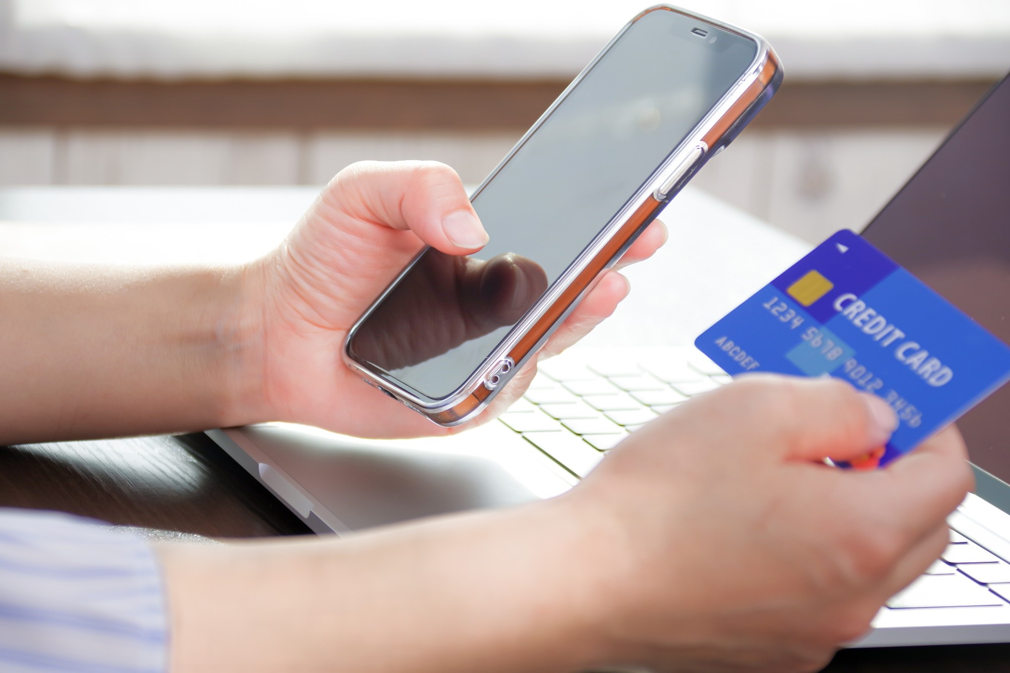 家賃カード決済可