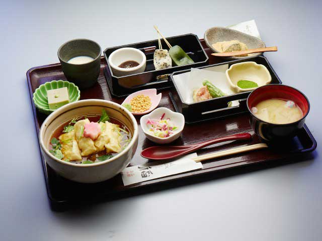 周辺情報 嵯峨とうふ 稲 北店【賃貸ならハウスコム】