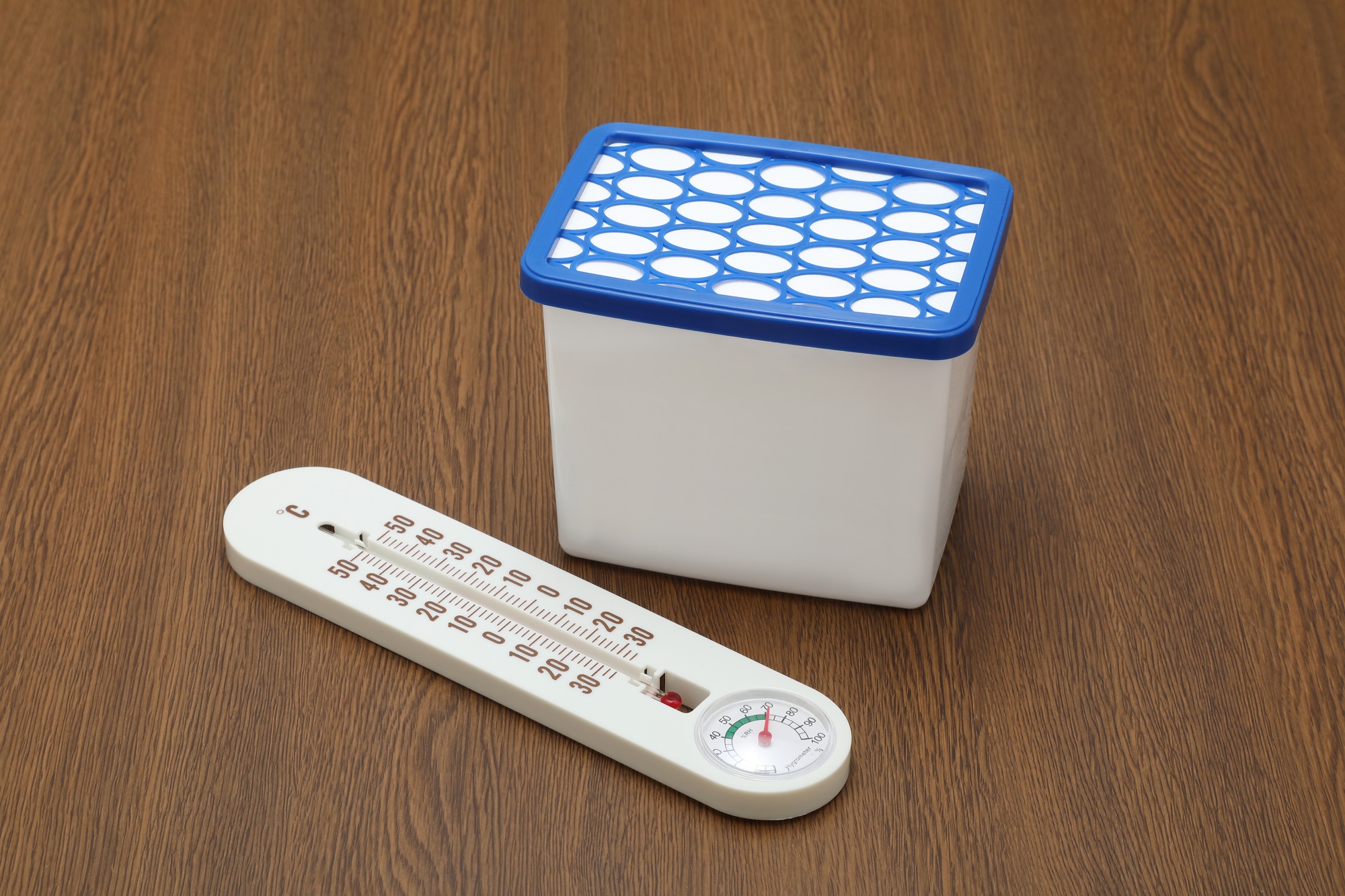 部屋 の 湿気 が ひどい